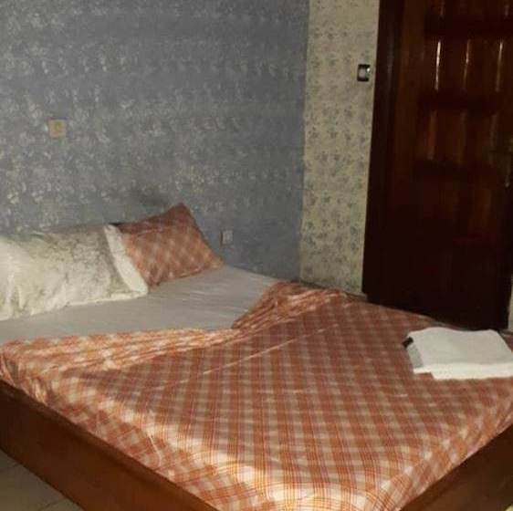 هتل Complexe Les Profs