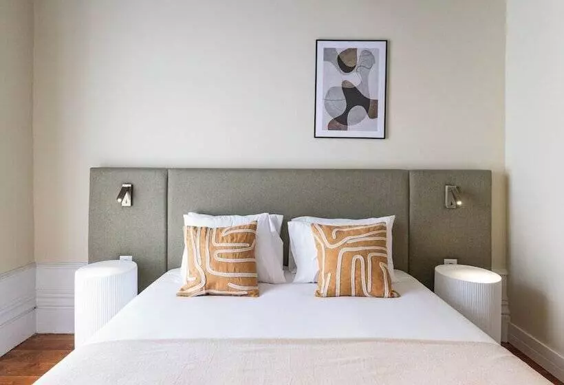 پانسیون Guesthouse Bonjardim