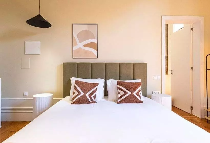 پانسیون Guesthouse Bonjardim