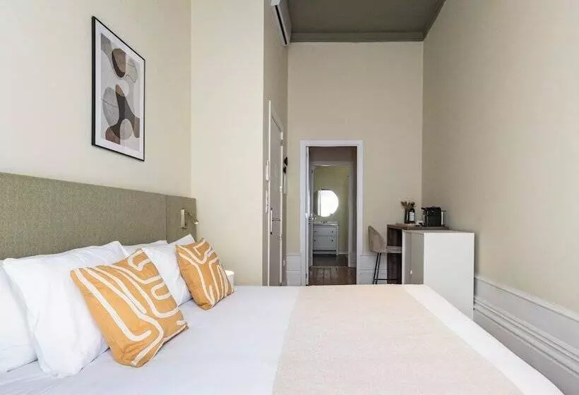 پانسیون Guesthouse Bonjardim