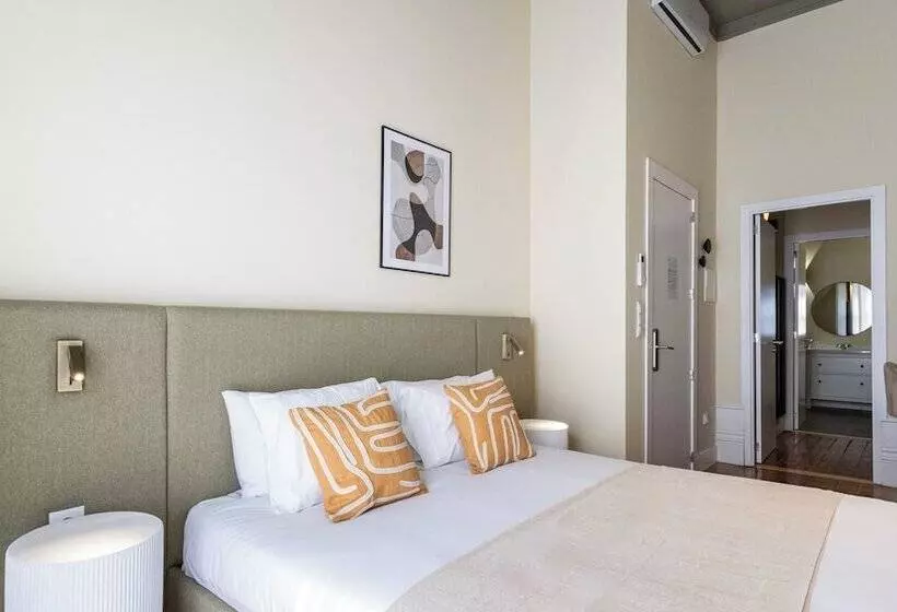 پانسیون Guesthouse Bonjardim
