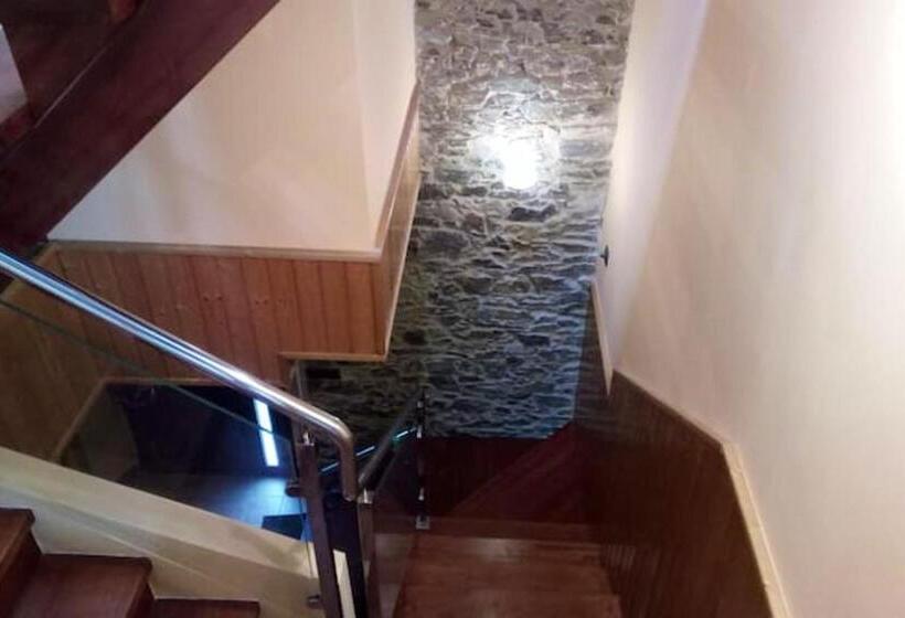 Spacious Villa With Pool In Empalme De Vilar 300 M² 8 Guests