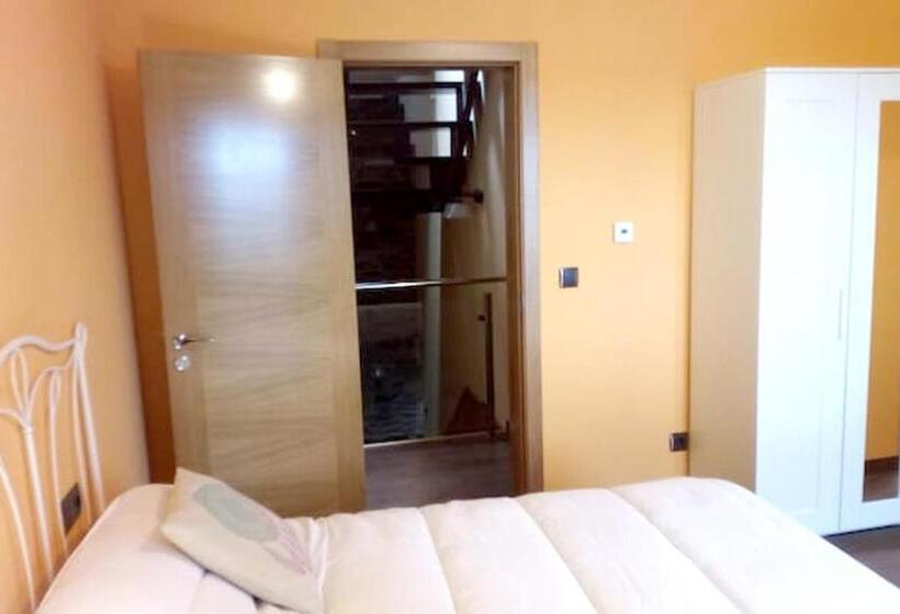 Spacious Villa With Pool In Empalme De Vilar 300 M² 8 Guests