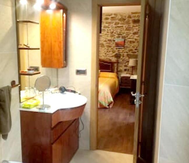 Spacious Villa With Pool In Empalme De Vilar 300 M² 8 Guests