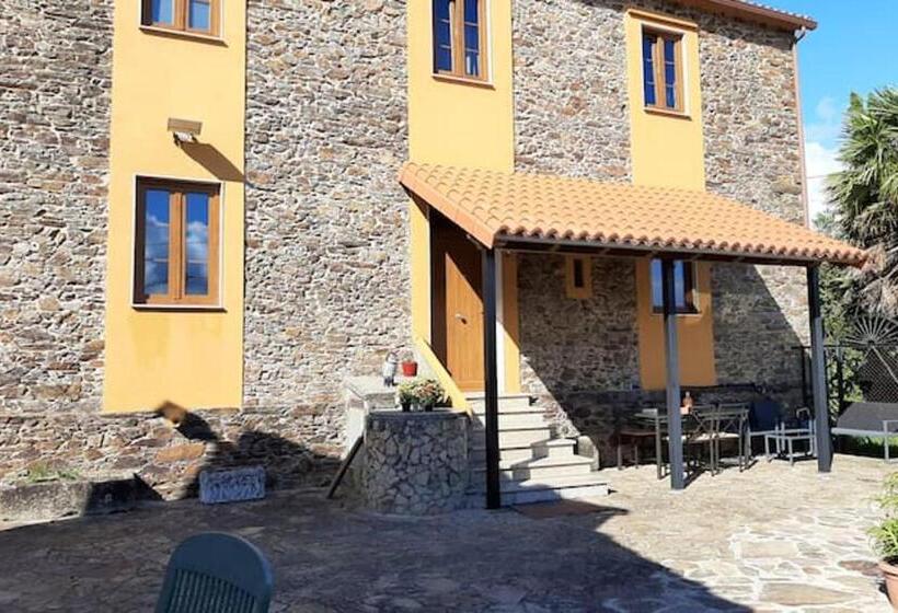 Spacious Villa With Pool In Empalme De Vilar 300 M² 8 Guests