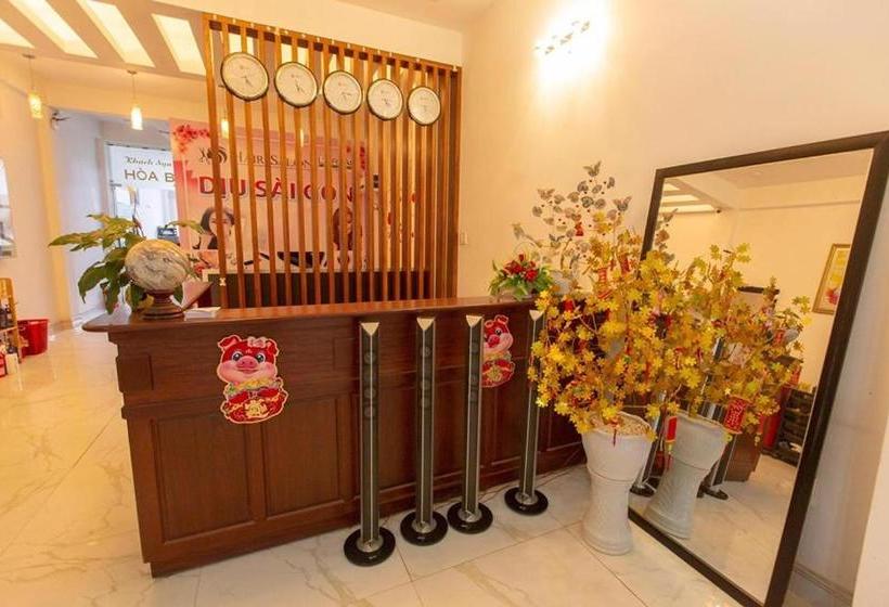 هتل Pi Hostel Dalat