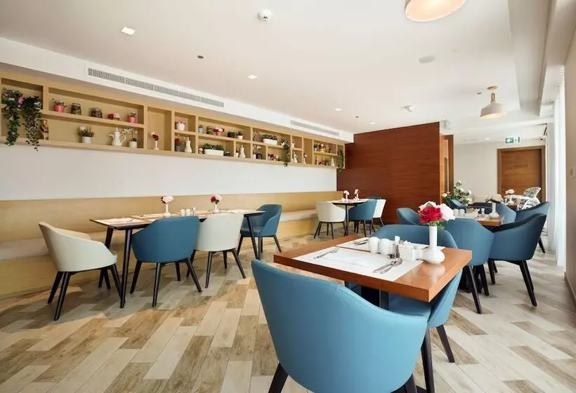 هتل Millennium Executive Apartments Mont Rose