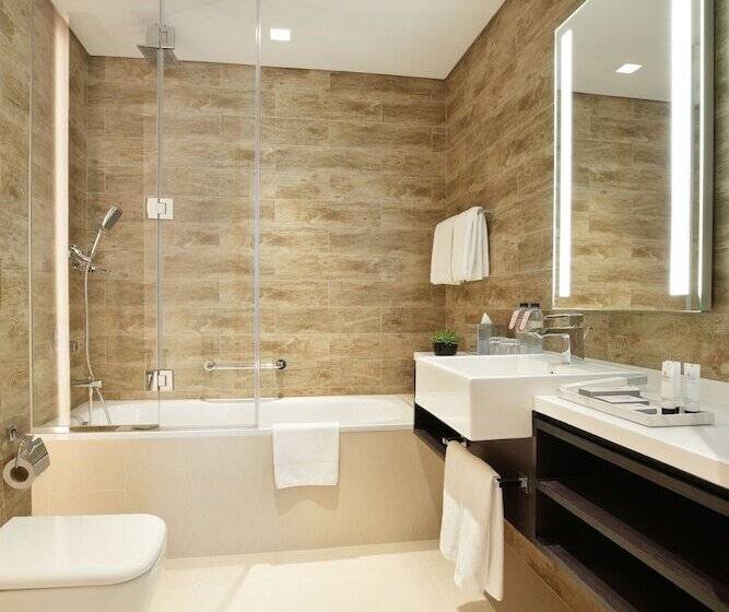 Отель Millennium Executive Apartments Mont Rose