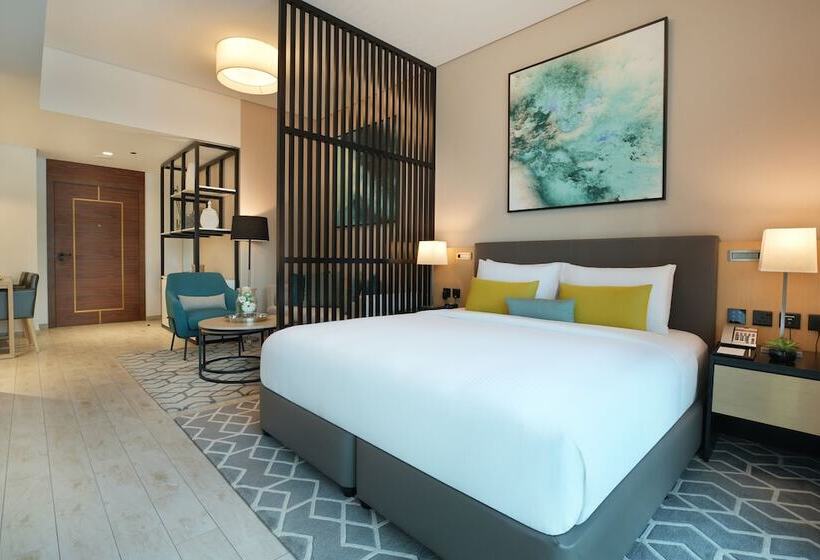 Отель Millennium Executive Apartments Mont Rose