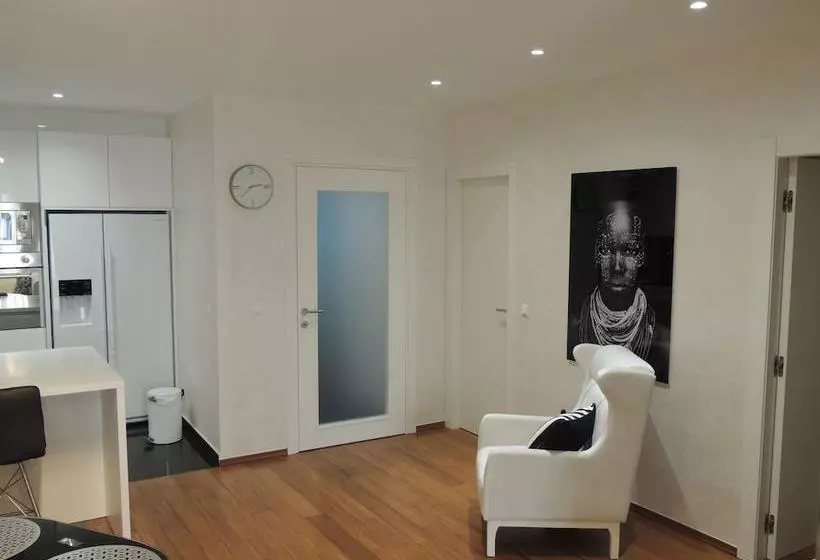 King & Queen Apartments