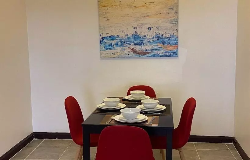La Casa Baatsona Apartments