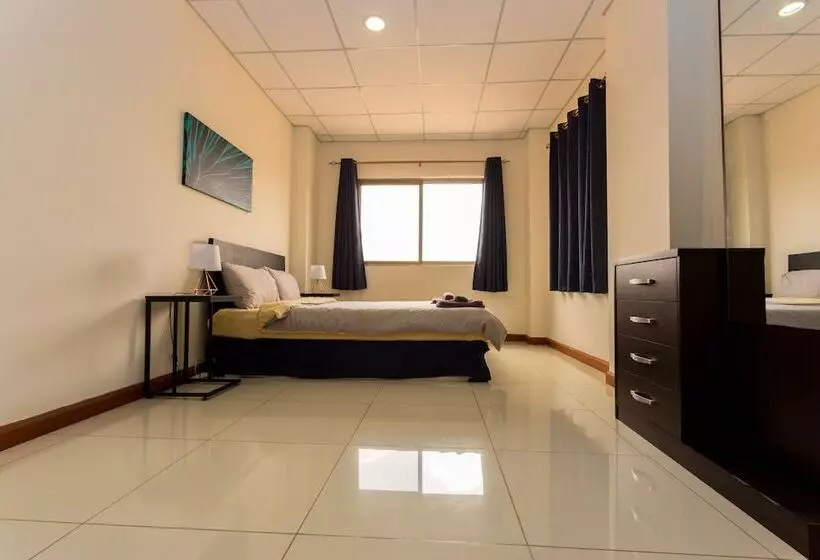 La Casa Baatsona Apartments