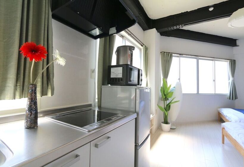 Liz Guest House Umeda