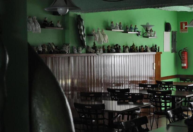 بنسيون La Casa Dels Poetes