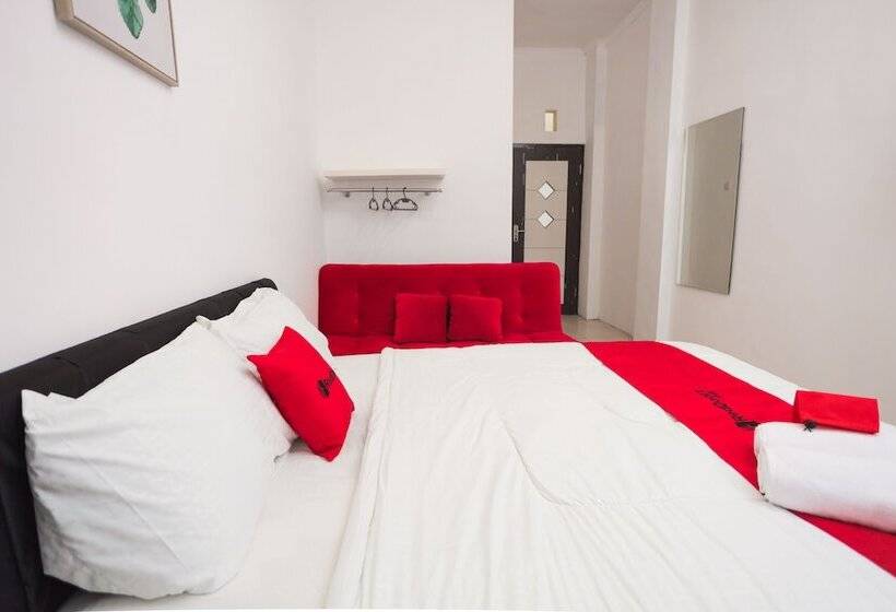 بنسيون Reddoorz Near Plaza Araya Malang