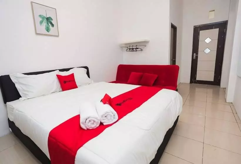 پانسیون Reddoorz Near Plaza Araya 2