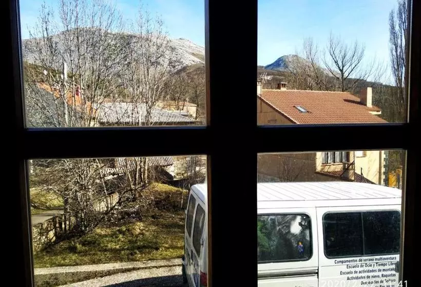 Albergue El Caseron De Fuentes Carrionas