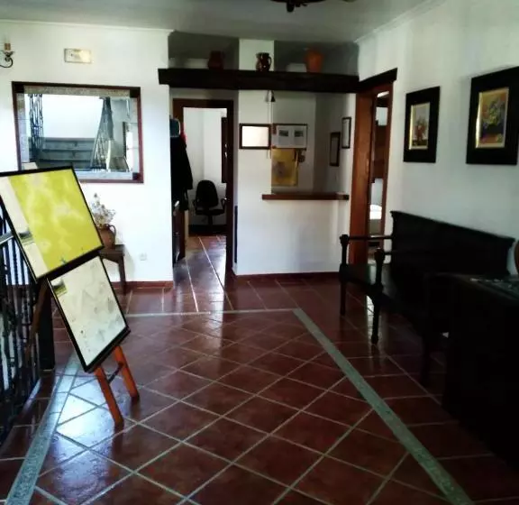 Albergue El Caseron De Fuentes Carrionas