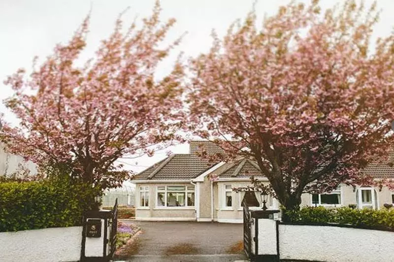 Bed and Breakfast Keenogue House