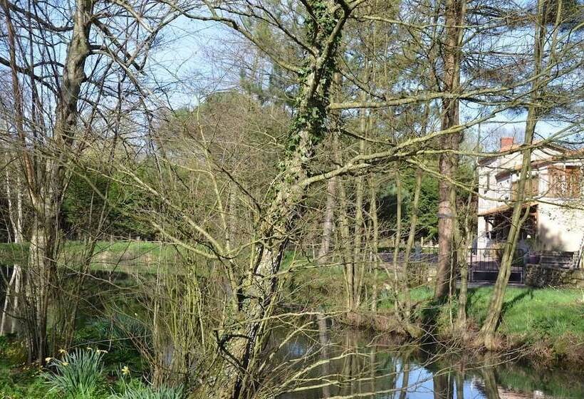 민박 Le Moulin De Charin