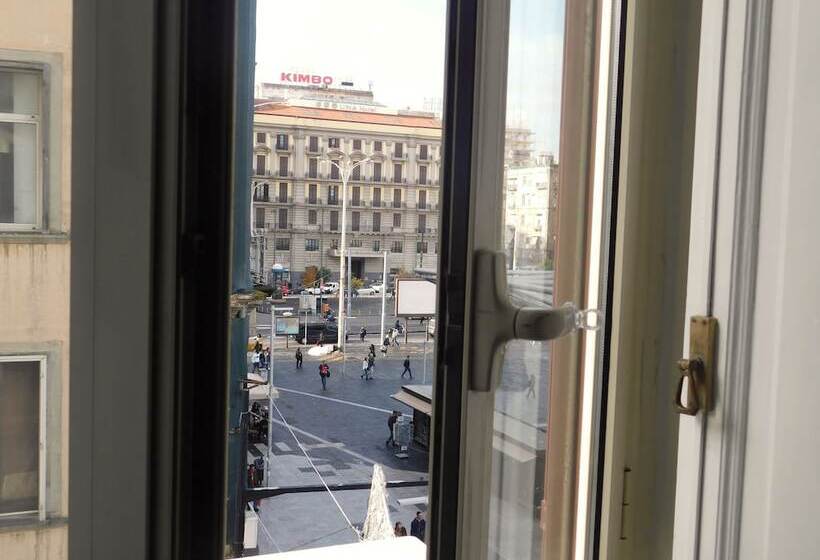 تختخواب و صبحانه Scaramantico Rooms