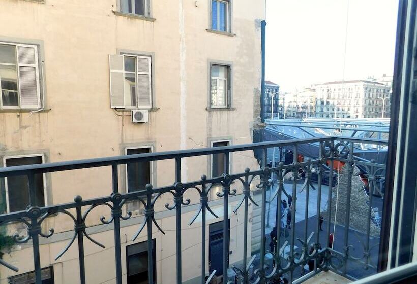 تختخواب و صبحانه Scaramantico Rooms