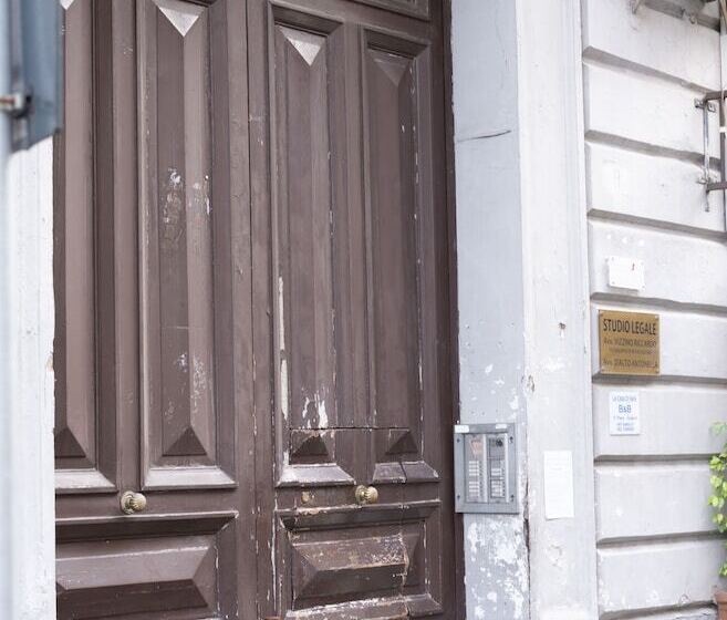 تختخواب و صبحانه Scaramantico Rooms