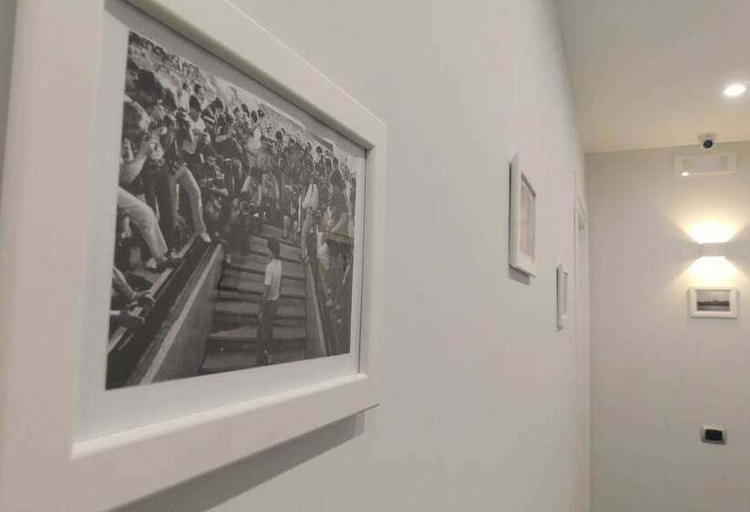 تختخواب و صبحانه Scaramantico Rooms