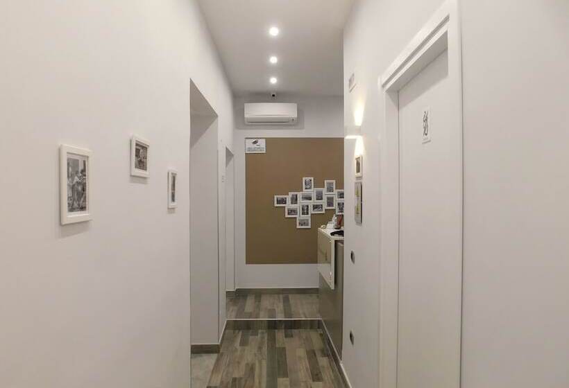 تختخواب و صبحانه Scaramantico Rooms