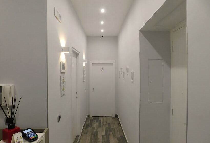 تختخواب و صبحانه Scaramantico Rooms