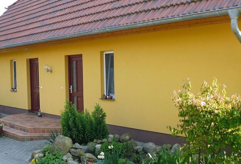 Cheerful Apartment In Wilhelmshof Usedom Near Baltic Sea