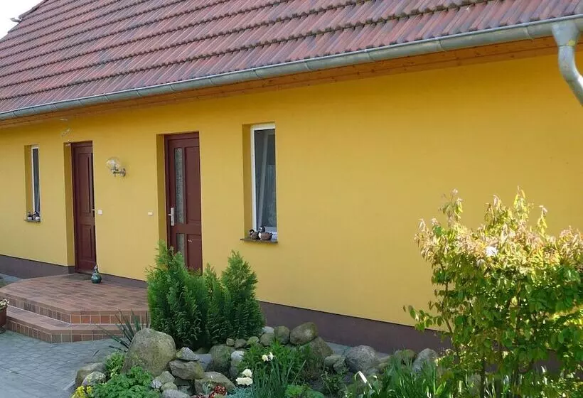 Cheerful Apartment In Wilhelmshof Usedom Near Baltic Sea