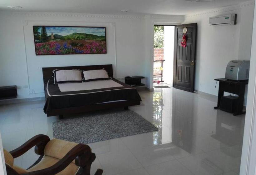 هتل Boutique Ceiba Real