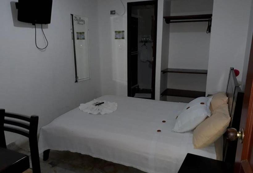 Szálloda Cacique Mena