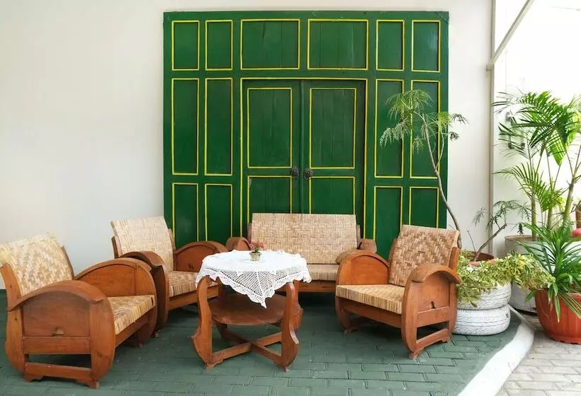 Hotelli Grha Vege Jawi Syariah Mitra Reddoorz