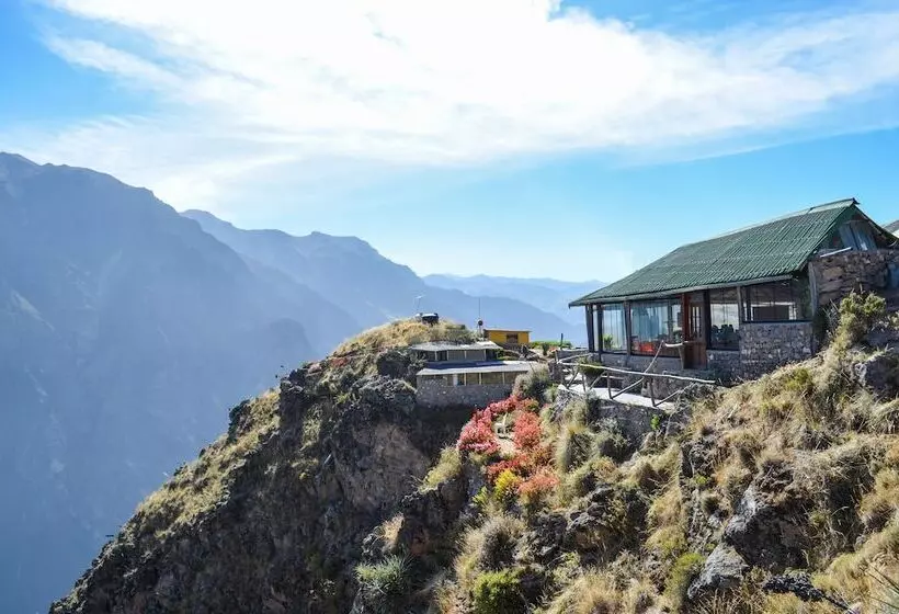 Hotelli La Granja Del Colca