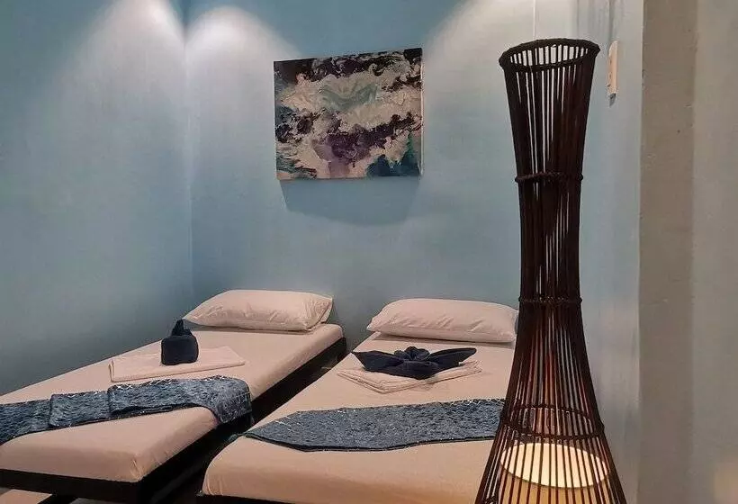 ホテル Mactan Cebu Waiting Lounge
