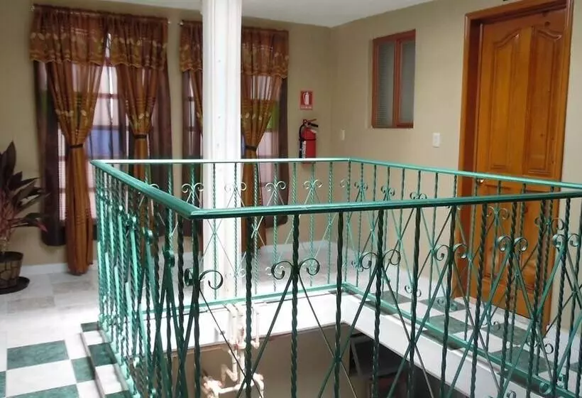 ホテル Milenio Nanacamilpa Tlaxcala