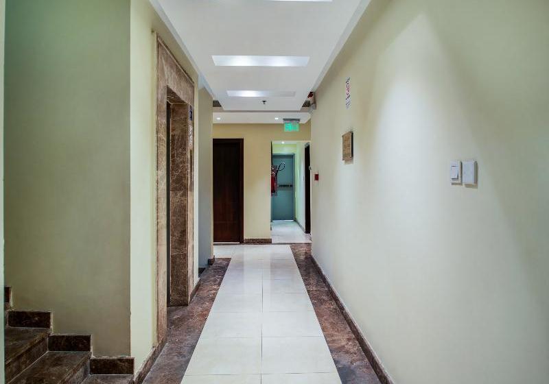 فندق Oyo 200 Majestic Homes