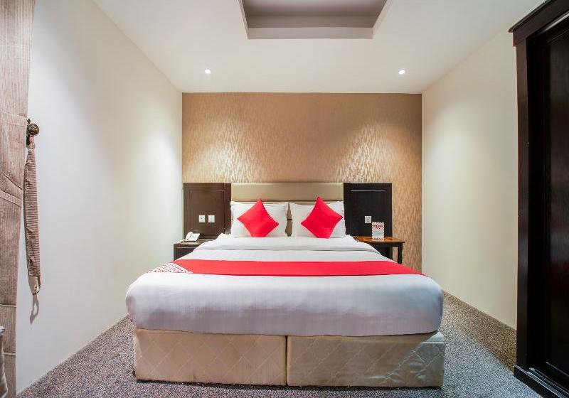 فندق Oyo 200 Majestic Homes