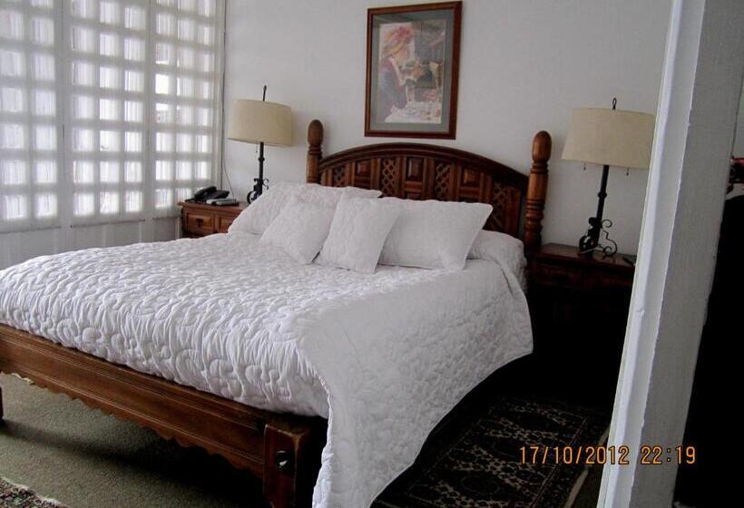 Отель Puntalarga