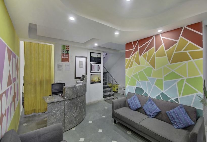 Oyo 39565 Decent Studio Cyber Hub