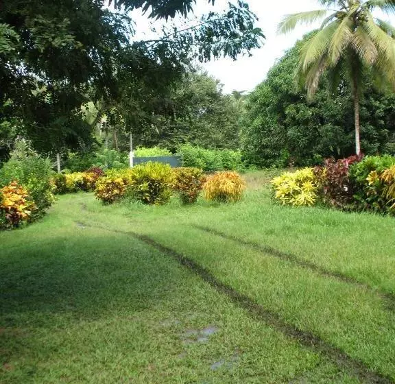 Majatalo Hospedaje Eden