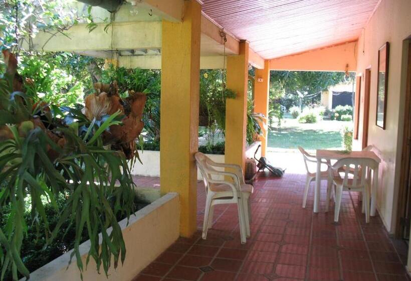 Pension (Hôtel basse catégorie) Hospedaje Eden