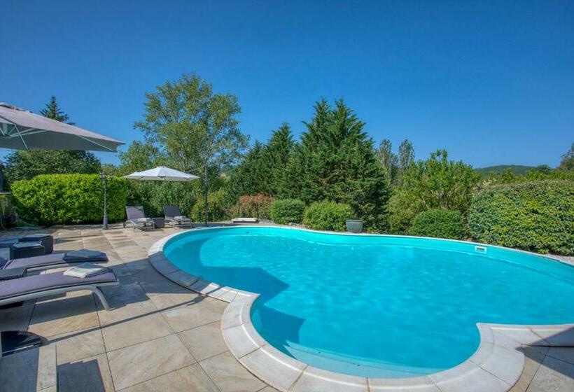 Domaine Des Pierres Blanches   B&b