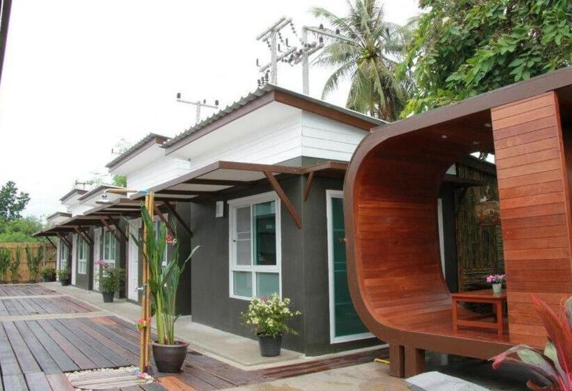 هتل Baantalaywhan Resort