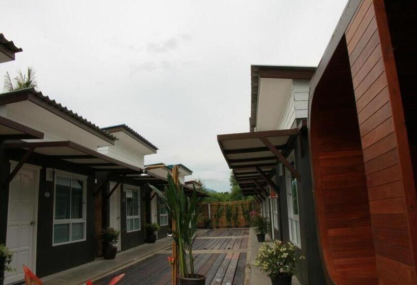 هتل Baantalaywhan Resort