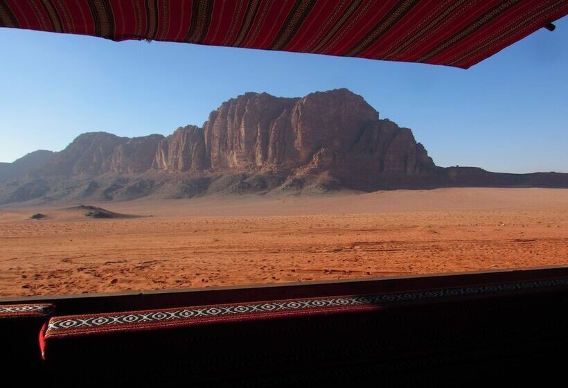 هتل Desert Moon Camp