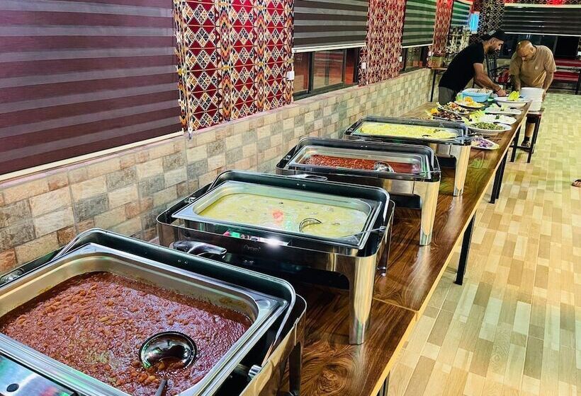 هتل Desert Moon Camp