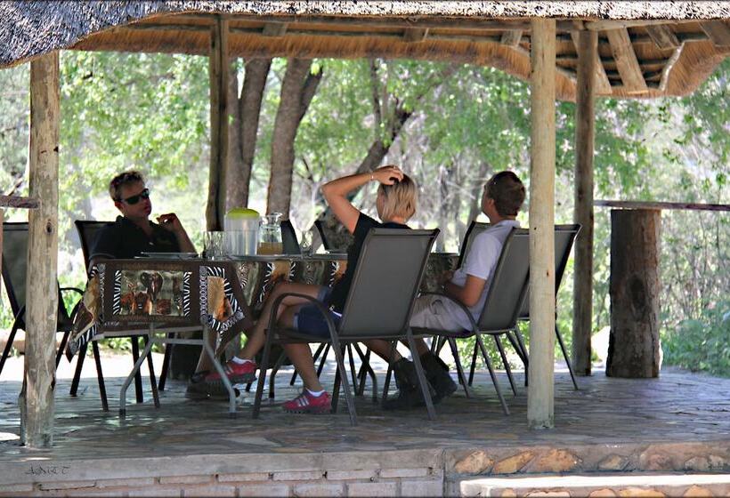 هتل Fiume Bush Camp